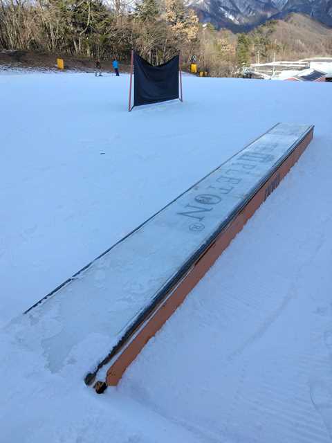 ・ローボックス（Ｄコース）